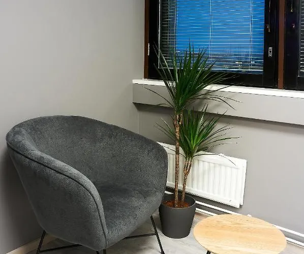 Tourist بيت شباب *