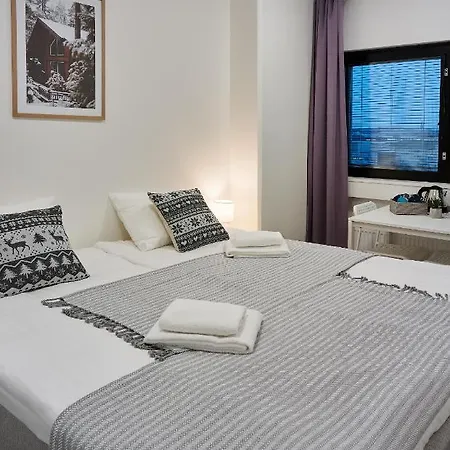 Tourist Hostel *